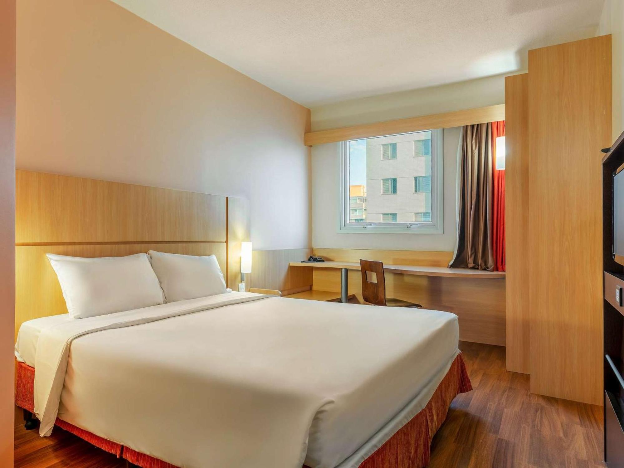 Hotel Ibis Bh Afonso Pena Savassi 3*